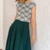 Elegantes Spitzentop in dunkelgrün- Gianna – Bild 4