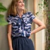 Schluppenbluse mit feinem Muster - Cosma – Bild 6