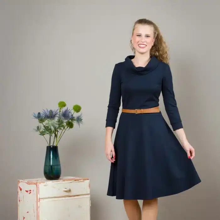 WINTERSALE - KLEID MIT TELLERROCK UND SCHALKRAGEN – ELLI