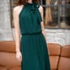 Schulterfreies Kleid mit Schleife in dunkelgrün - Naomi – Bild 3