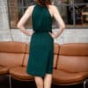 Schulterfreies Kleid mit Schleife in dunkelgrün - Naomi – Bild 5