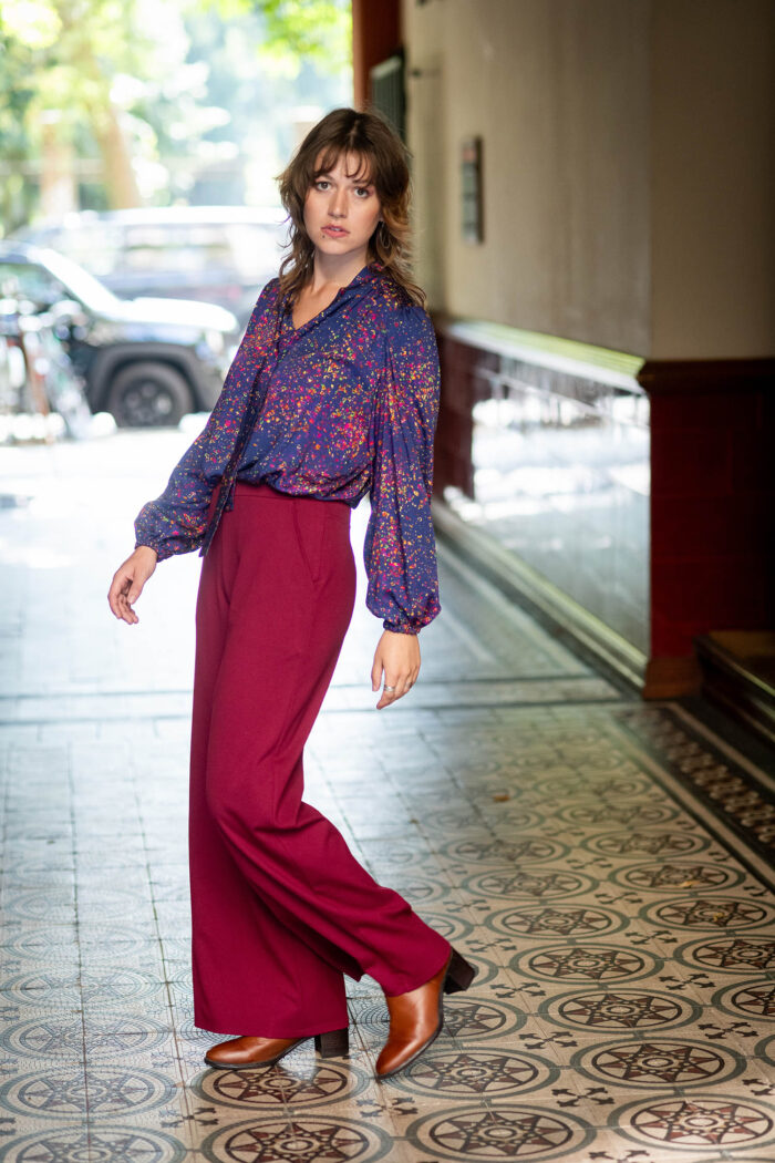 Elegante Schluppenbluse mit weiten Ärmeln - Judy – Bild 8