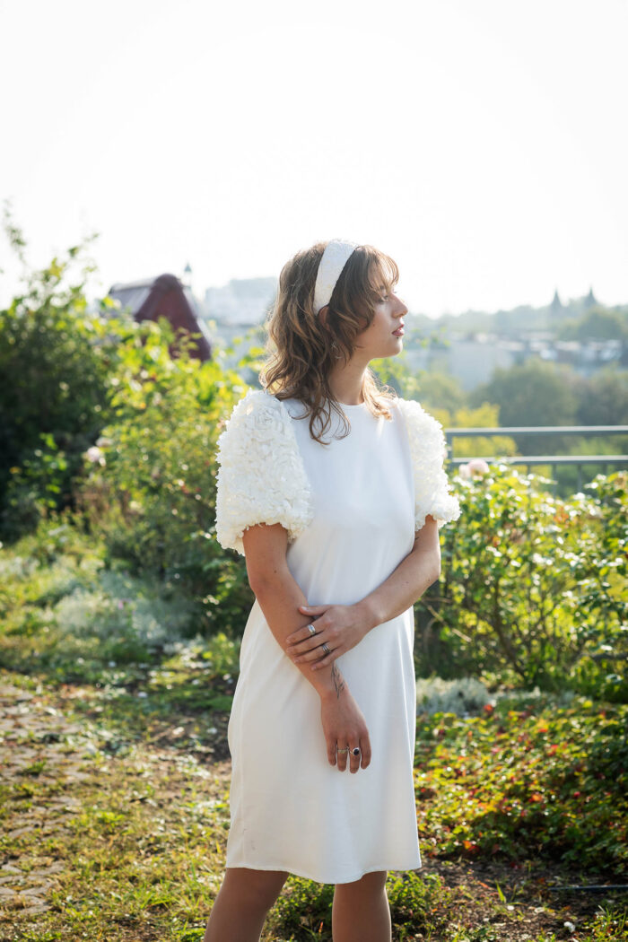 Kurzes, modernes Brautkleid in A-Linie – CHLOÉ – Bild 2