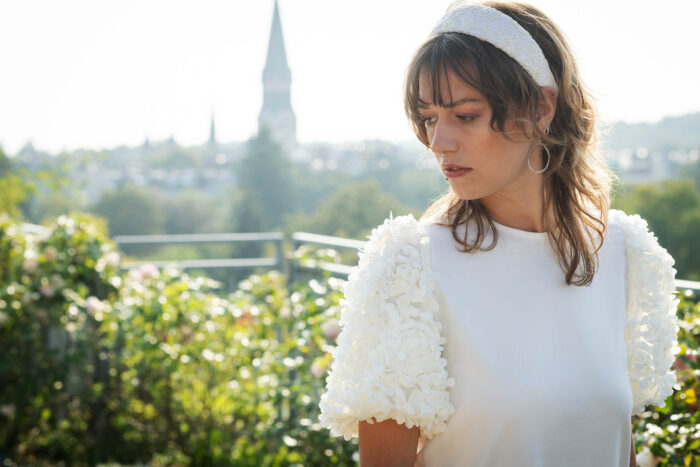 Kurzes, modernes Brautkleid in A-Linie – CHLOÉ – Bild 3