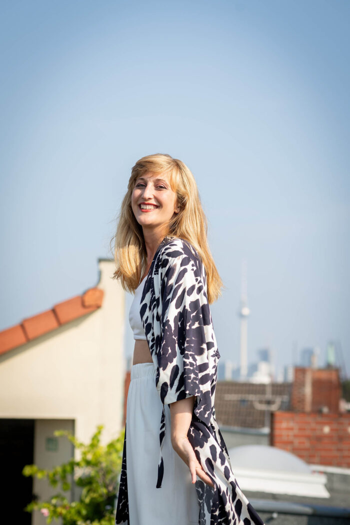 Langer, luxuriöser Kimono  - Aiko – Bild 2