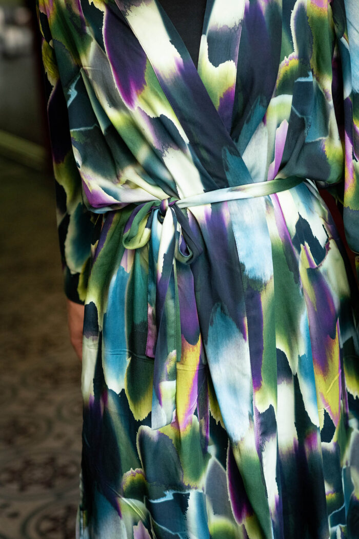 LANGER, LUXURIÖSER KIMONO – AIKO – Bild 6