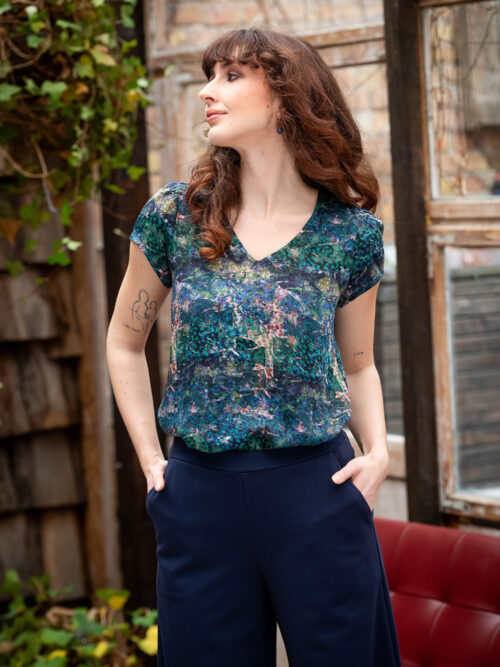 Sale 30 % Luftige Bluse mit V-Auschnitt - Shirley